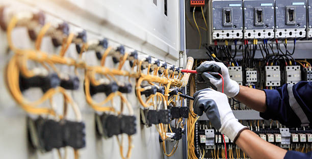 Professional Electrician technician working in Sparta, TN